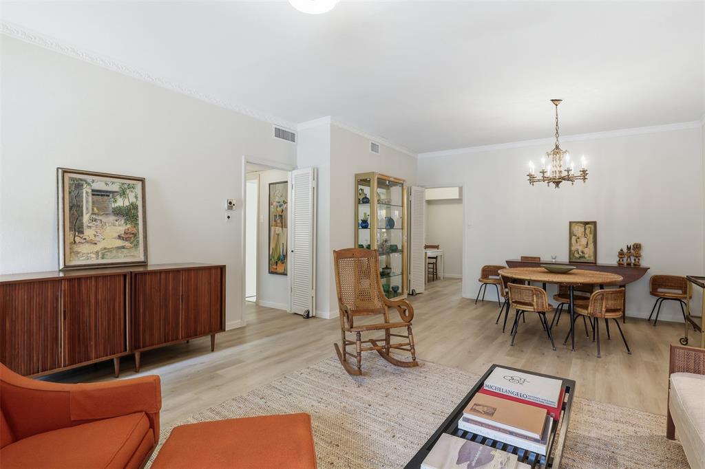 Royale Orleans East Condo - Residential