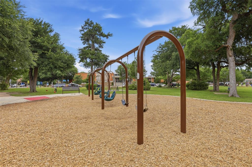 Royale Orleans East Condo - Residential