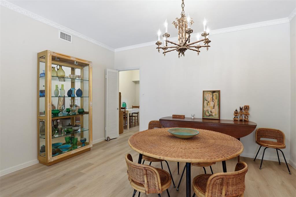 Royale Orleans East Condo - Residential
