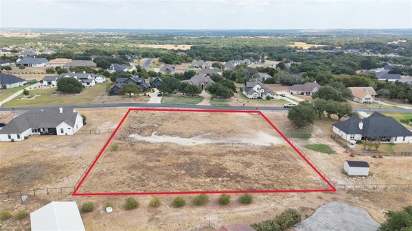157 HELTON, GRANBURY, TX 76049 - Image 56a8cb6474bc2f357c3f62a490d5ea97/3225727080