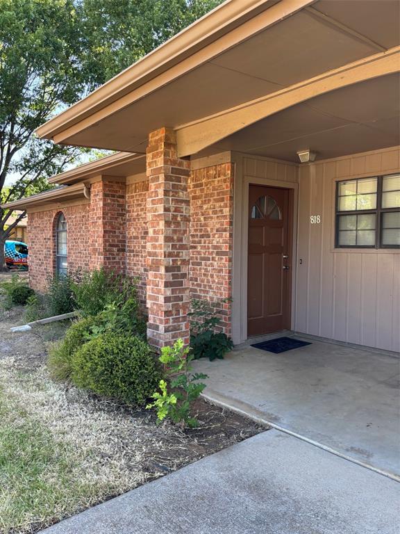 818 Midcreek Drive