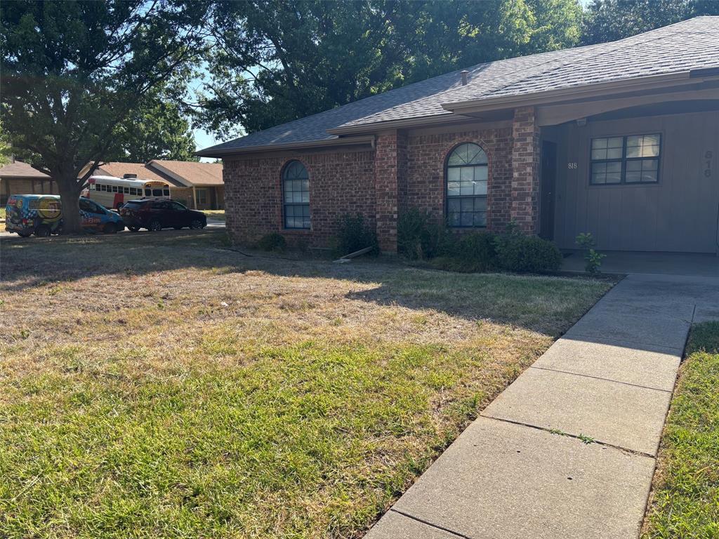 818 Midcreek Drive