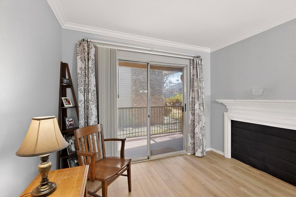 Prestonwood Green Condos - Residential