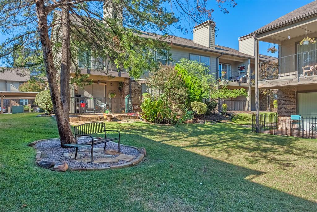 Prestonwood Green Condos - Residential