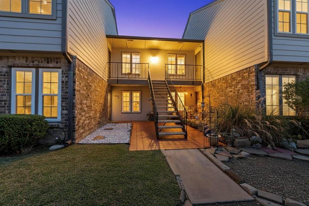 Prestonwood Green Condos - Residential