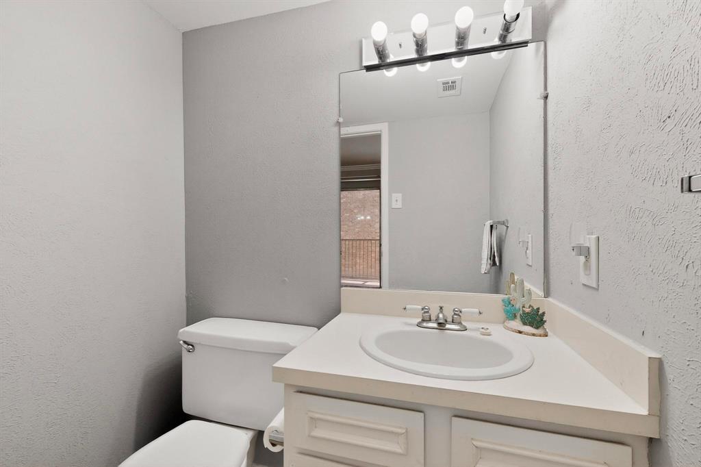 Prestonwood Green Condos - Residential