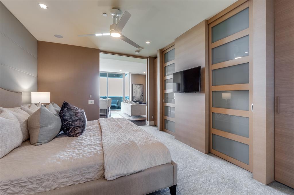 South Tower Residences - Residential