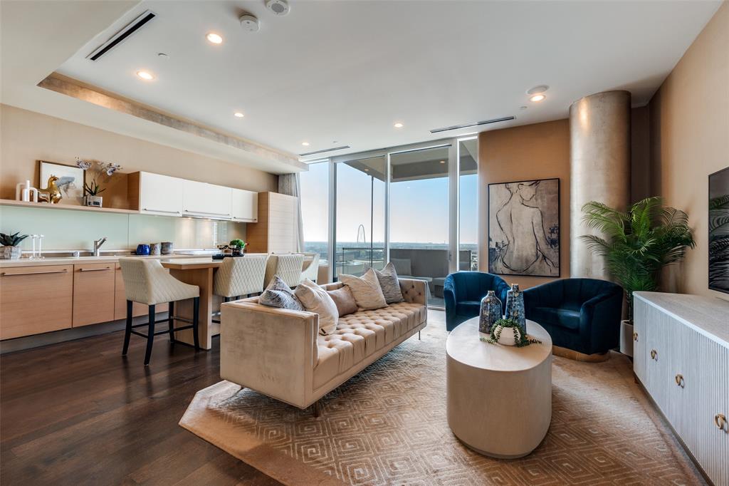 South Tower Residences - Residential