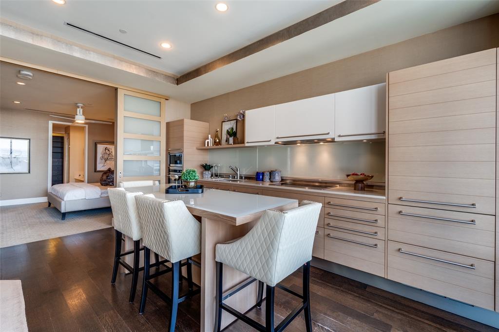 South Tower Residences - Residential