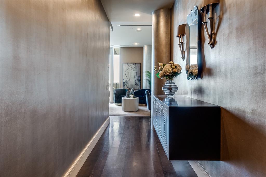 South Tower Residences - Residential