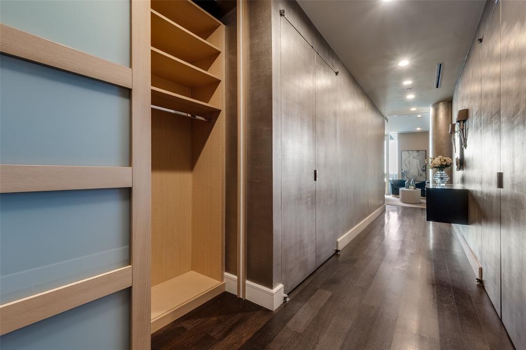 South Tower Residences - Residential