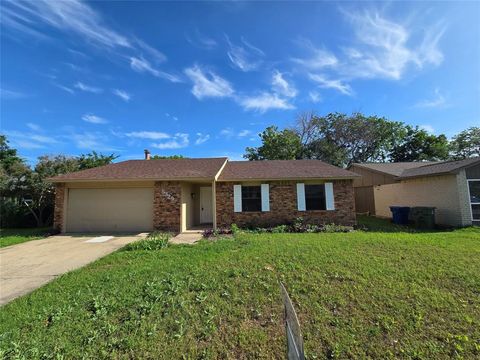 5329 Strickland Avenue The Colony TX 75056