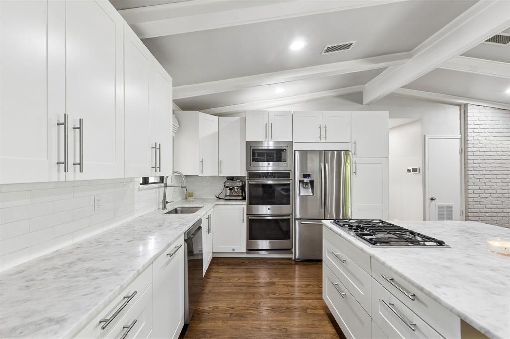 Lake Ridge Estates - Residential