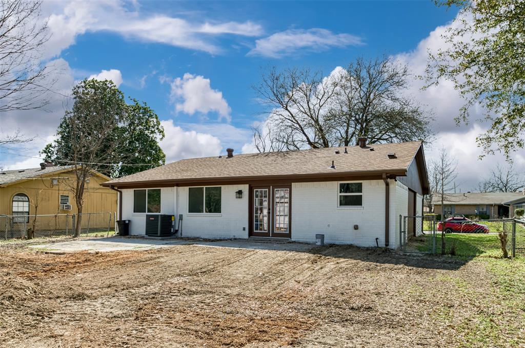 Singing Hills - Residential