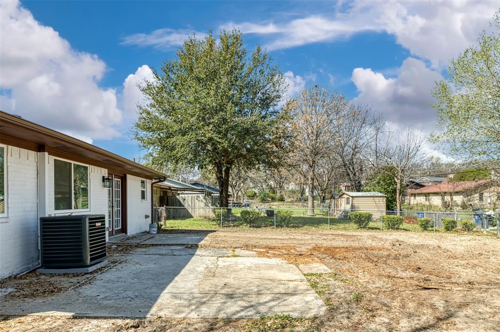 Singing Hills - Residential