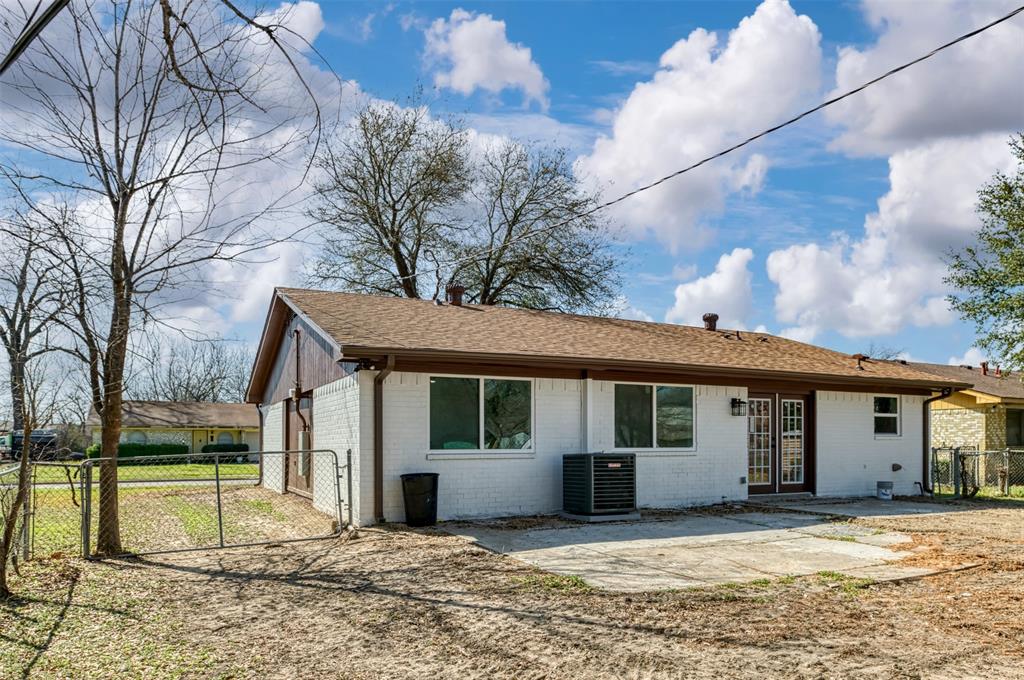 Singing Hills - Residential