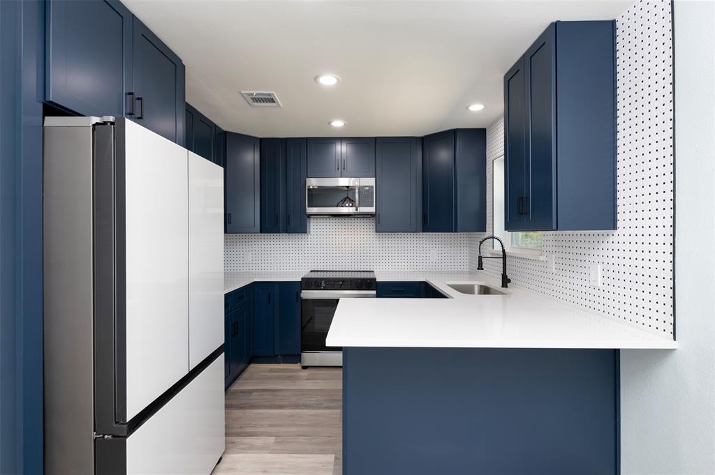 Singing Hills - Residential