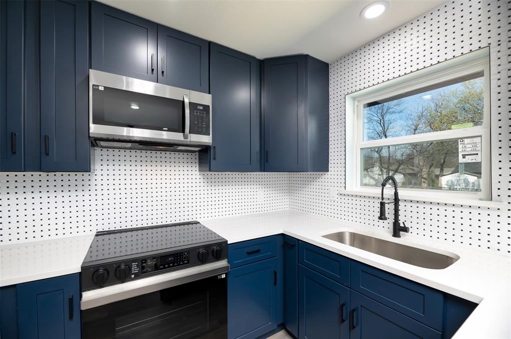 Singing Hills - Residential