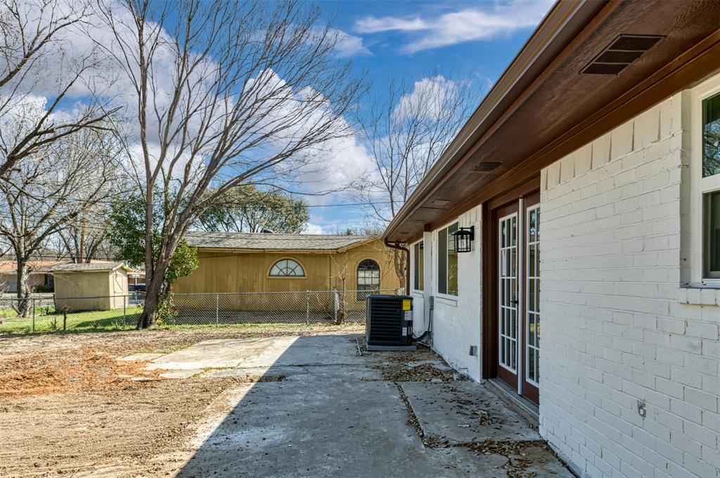 Singing Hills - Residential