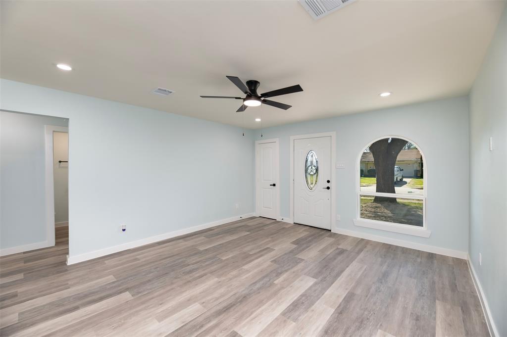 Singing Hills - Residential