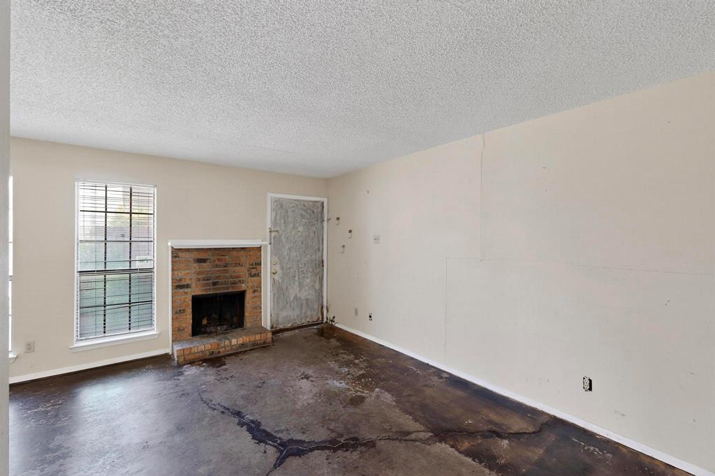 1603 N Garrett Avenue 102