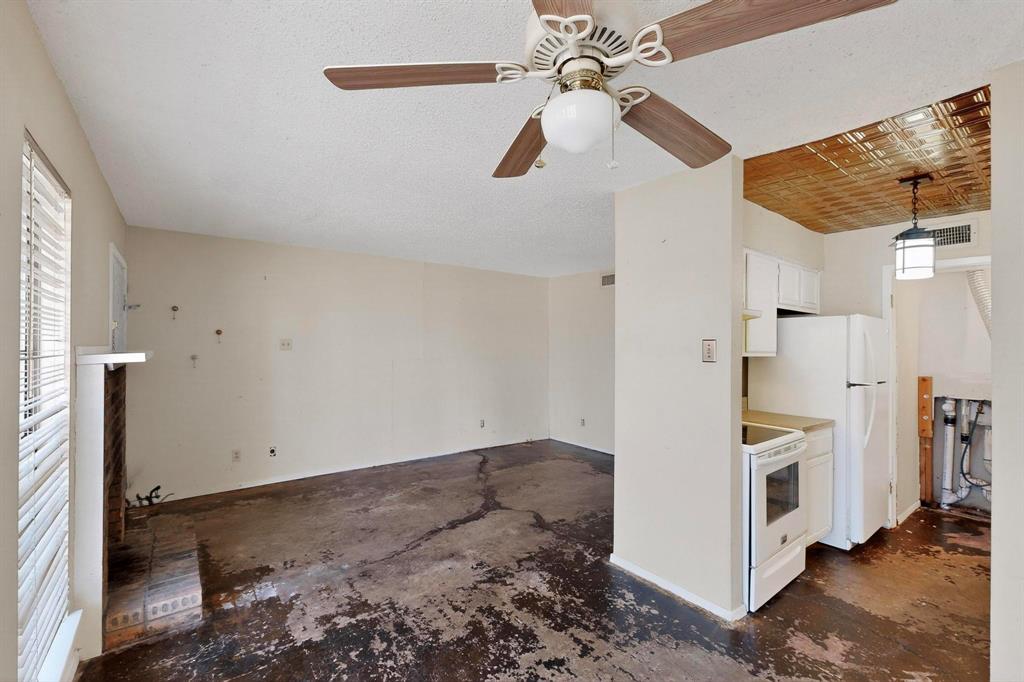 Garrett Park Condo - Residential