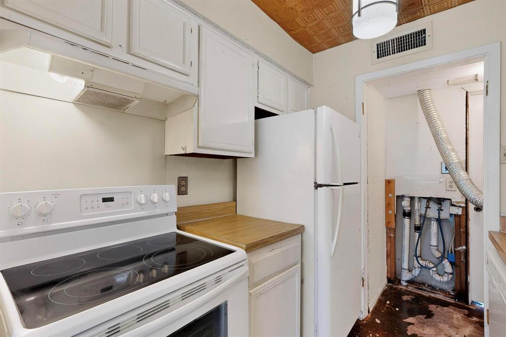 Garrett Park Condo - Residential