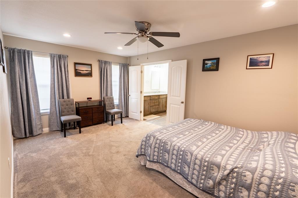 Runaway Bay Unit 4 - Residential