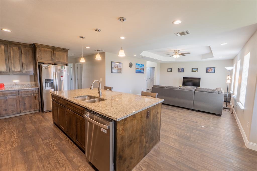 Runaway Bay Unit 4 - Residential