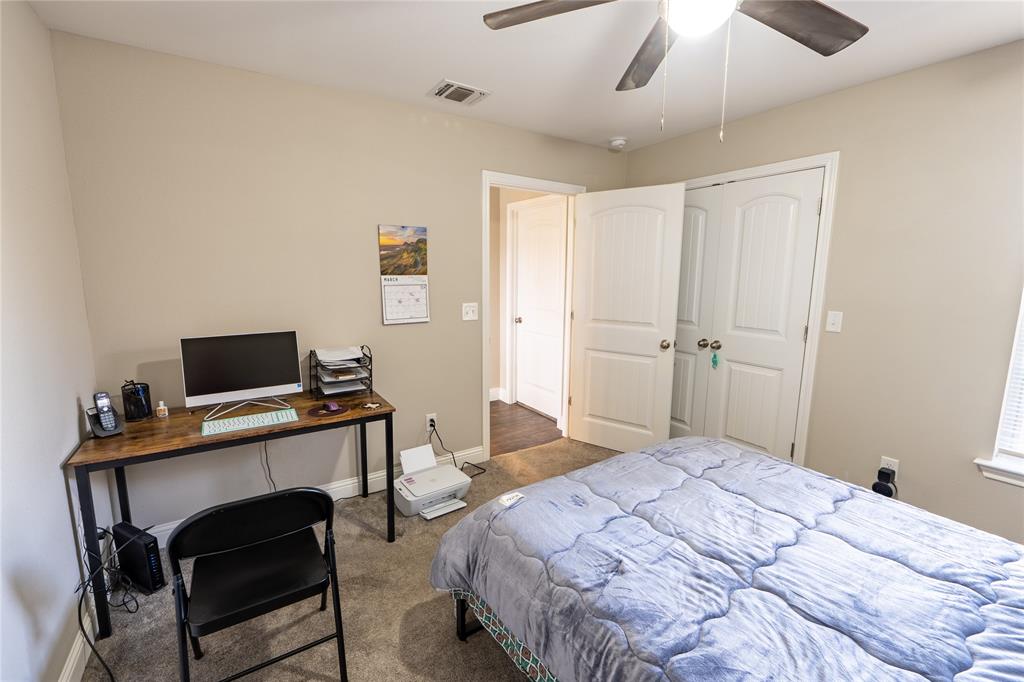 Runaway Bay Unit 4 - Residential