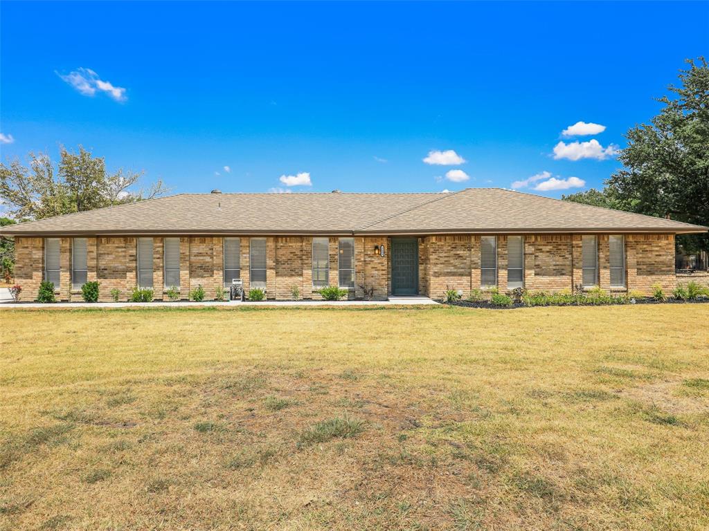 5609 Elisa Lane
