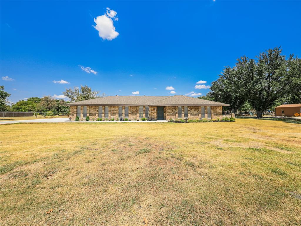 5609 Elisa Lane