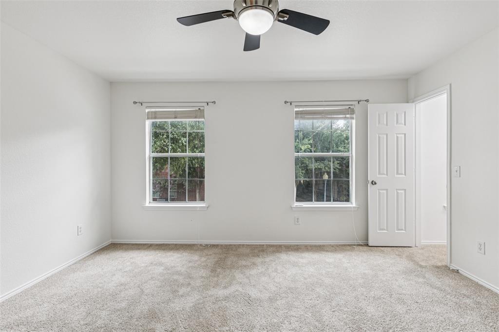 Pasquinellis Village On The Green - Residential