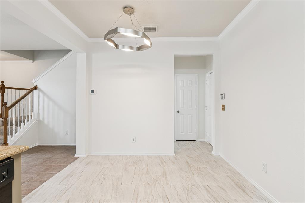 Pasquinellis Village On The Green - Residential