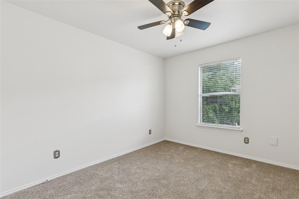 Pasquinellis Village On The Green - Residential