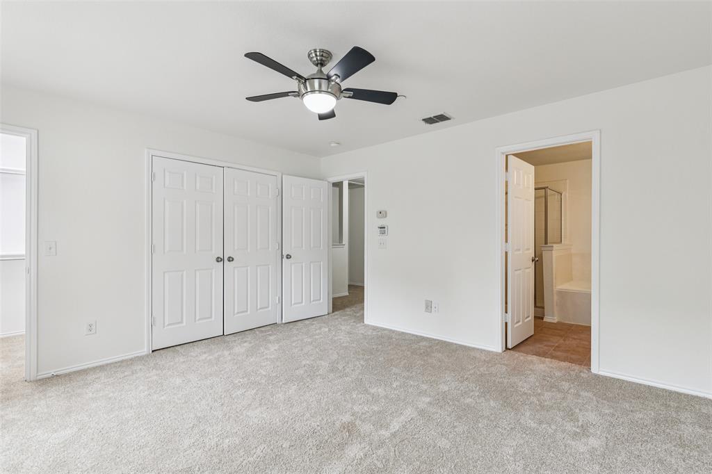 Pasquinellis Village On The Green - Residential