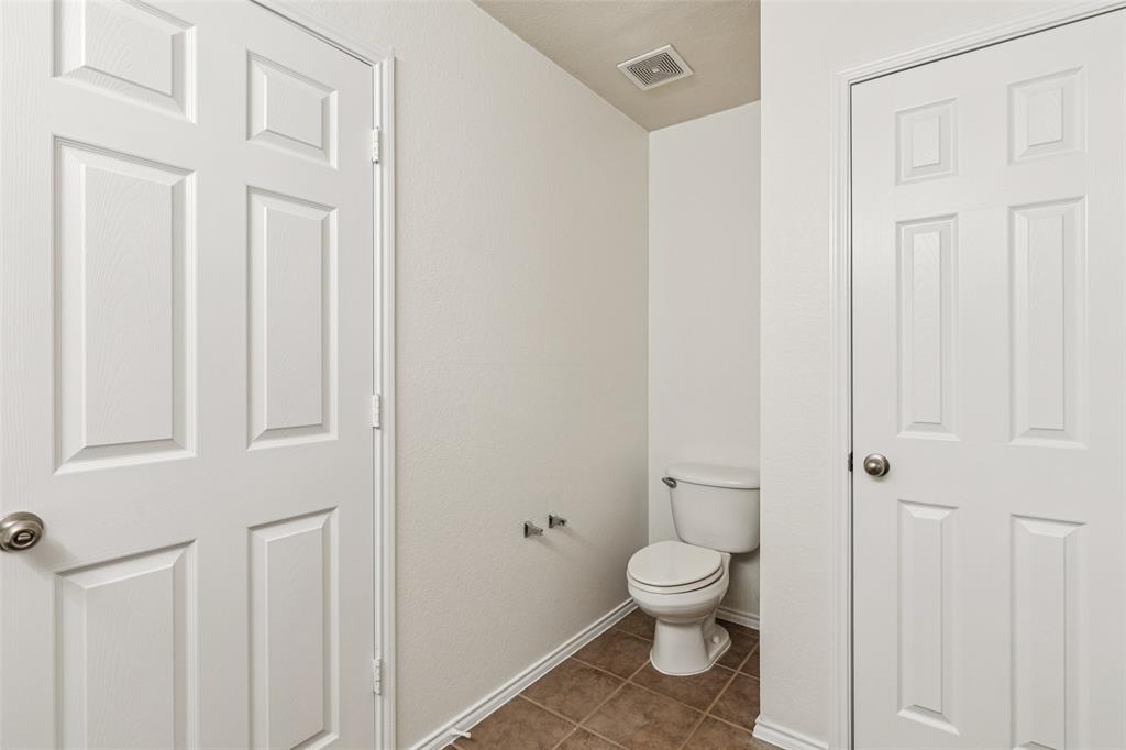 Pasquinellis Village On The Green - Residential