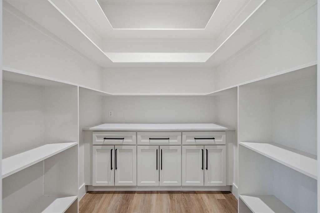 Lakeview Ests - Residential