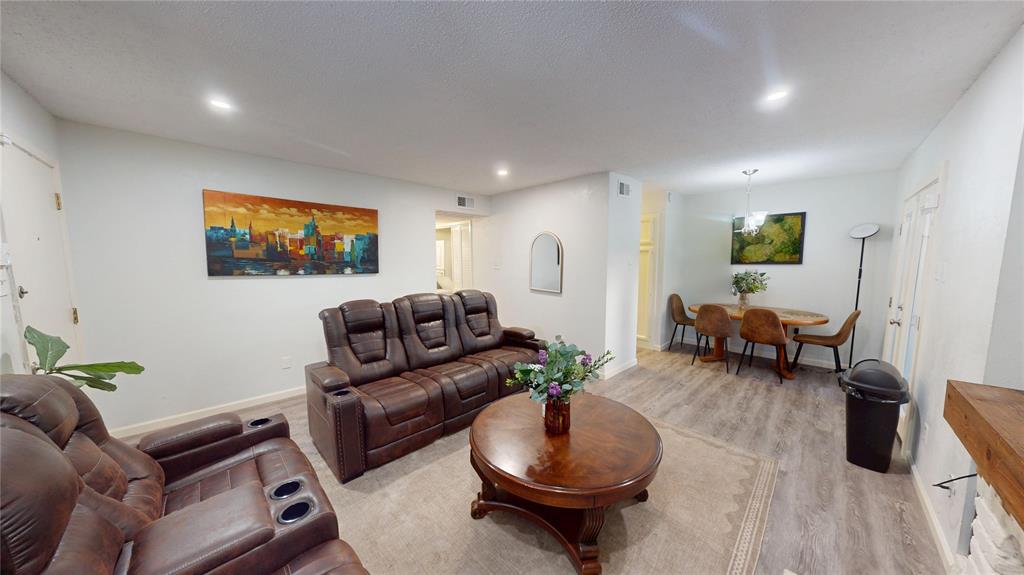 6646 E Lovers Lane 1601