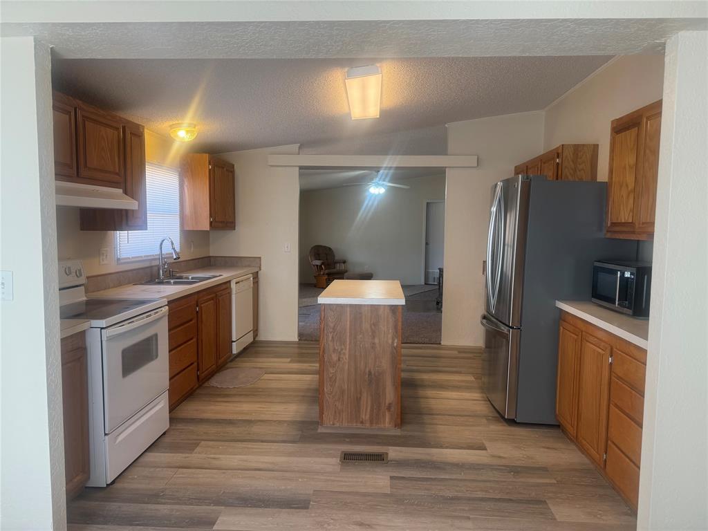 Oakwoods South #36 & 37 - Residential