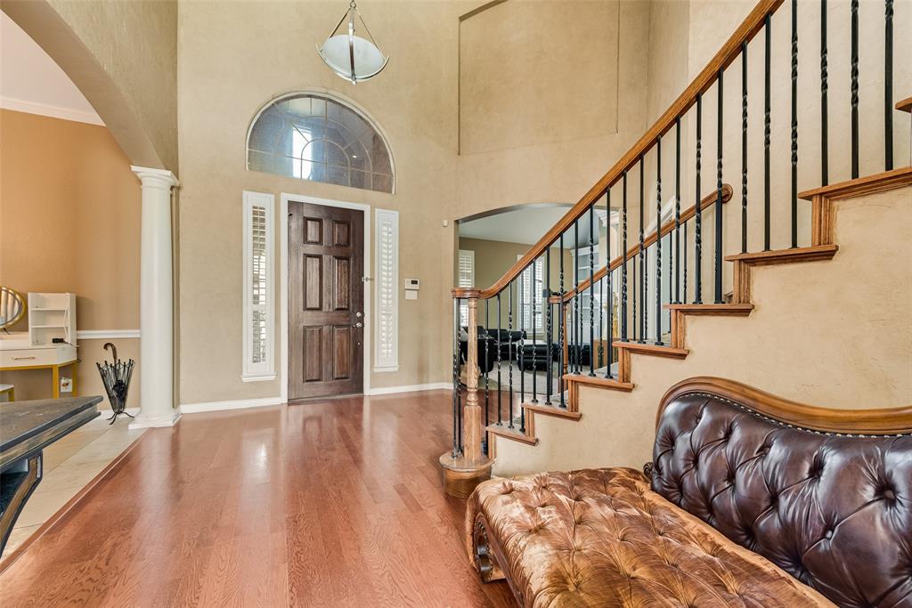 663 Links View Court