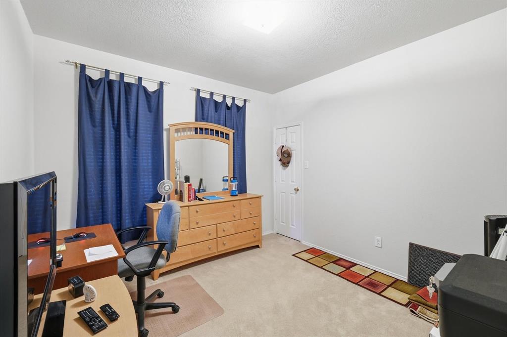 BASSWOOD PARK - Residential