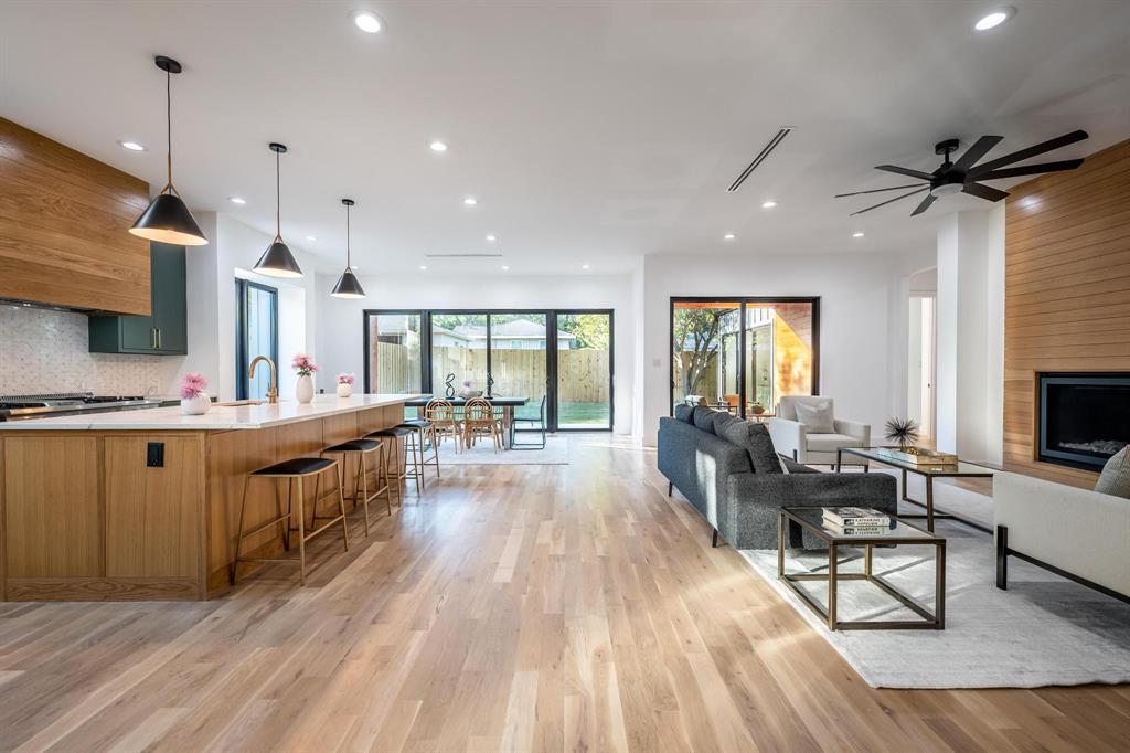 Bob-O-Links Downs - Residential