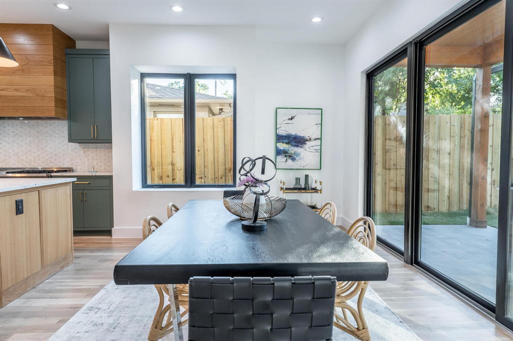 Bob-O-Links Downs - Residential