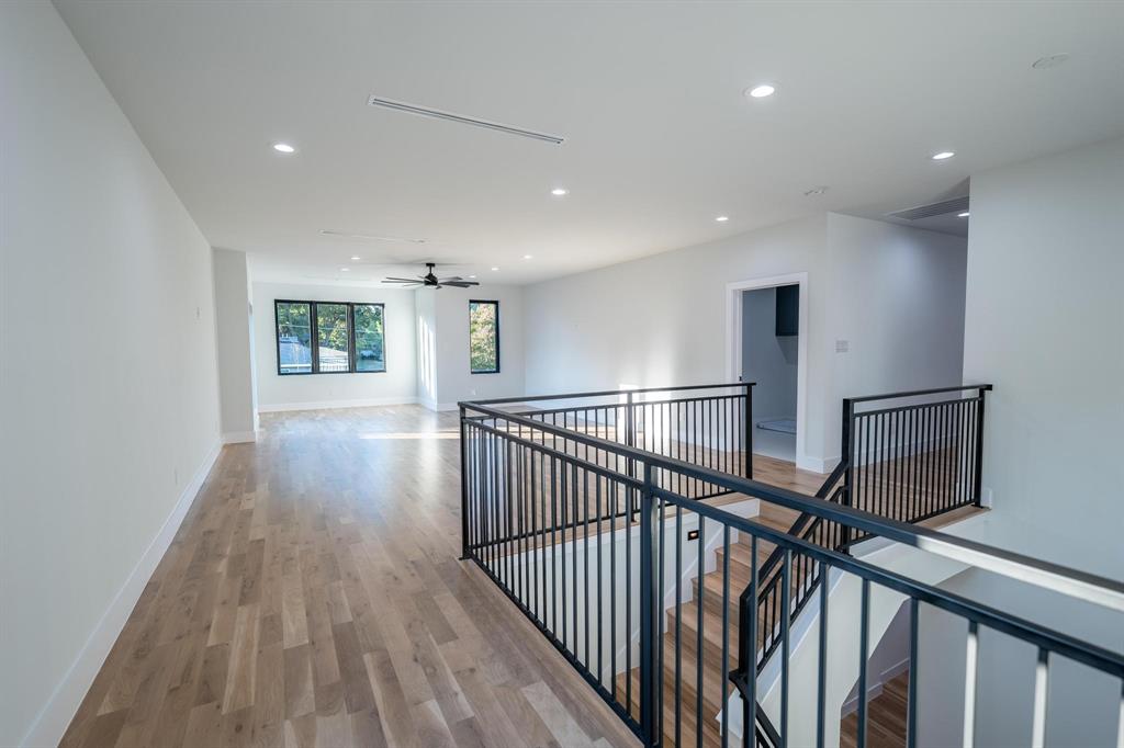 Bob-O-Links Downs - Residential