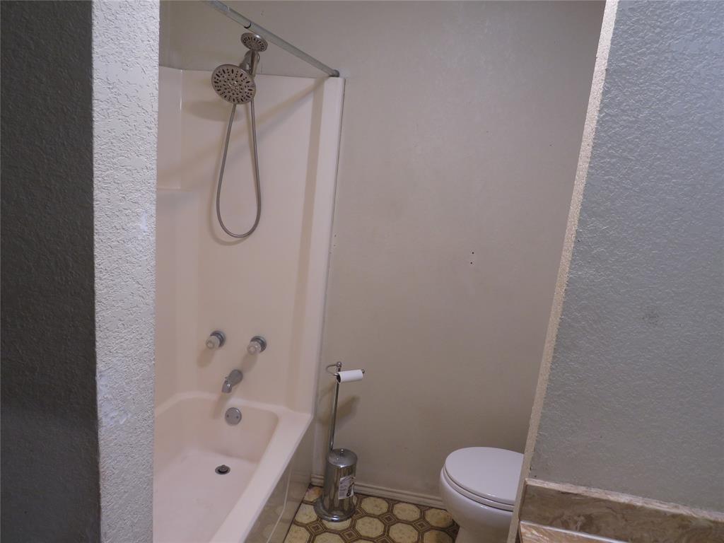 North Meadowbrook Village - Residential