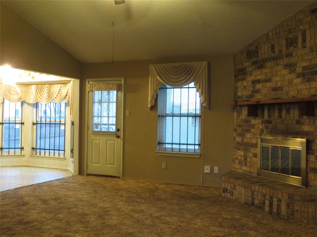 North Meadowbrook Village - Residential