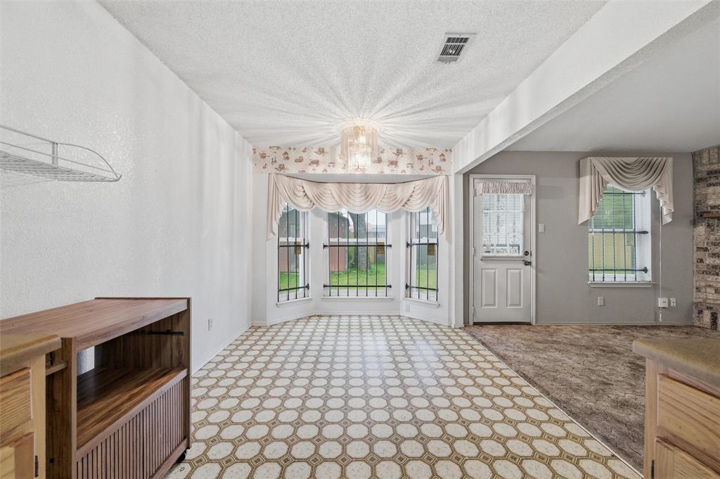 North Meadowbrook Village - Residential
