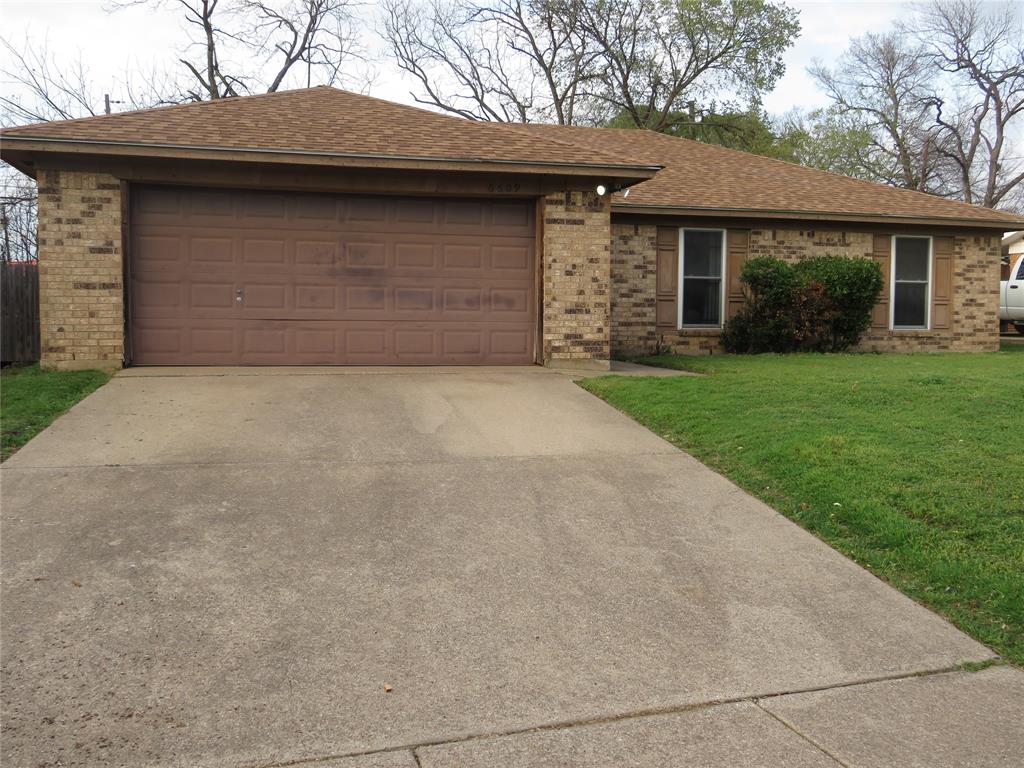 North Meadowbrook Village - Residential