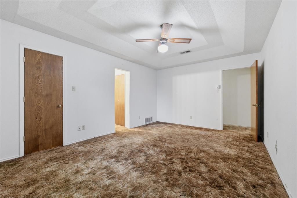 North Meadowbrook Village - Residential